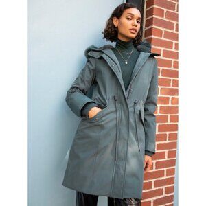 Aritzia Northstar Parka Size Small